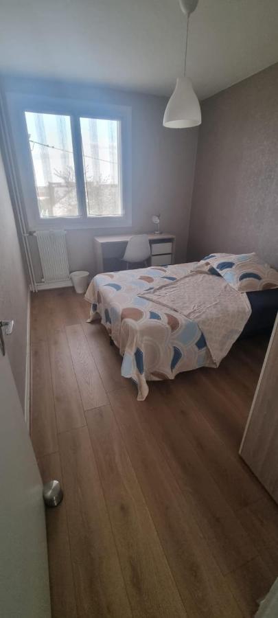 Chez Toni Apartment Troyes Bagian luar foto